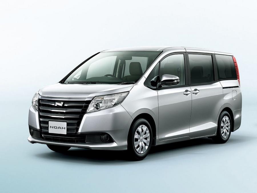  Toyota Noah 2015 года  (фото 17 из 20)